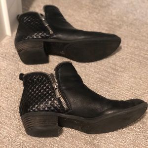 Black leather Lucky Brand booties. Size 7.5